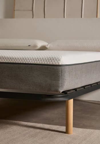 KAVE HOME Talo sengebunn uten ben, med lameller - grtt metall (135x190)