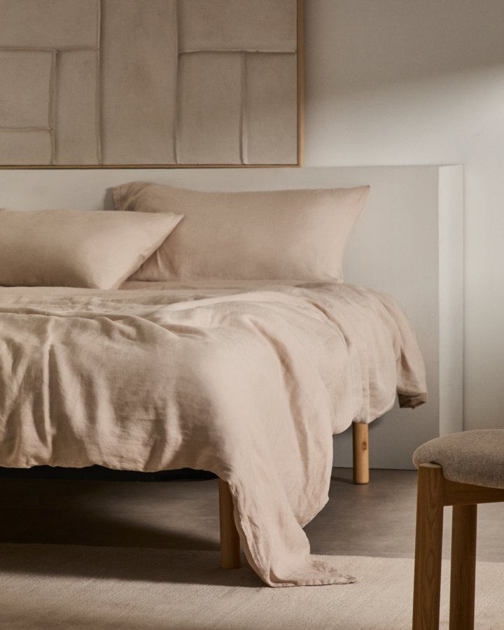 KAVE HOME Talo sengebunn uten ben, med lameller - grtt metall (140x190)