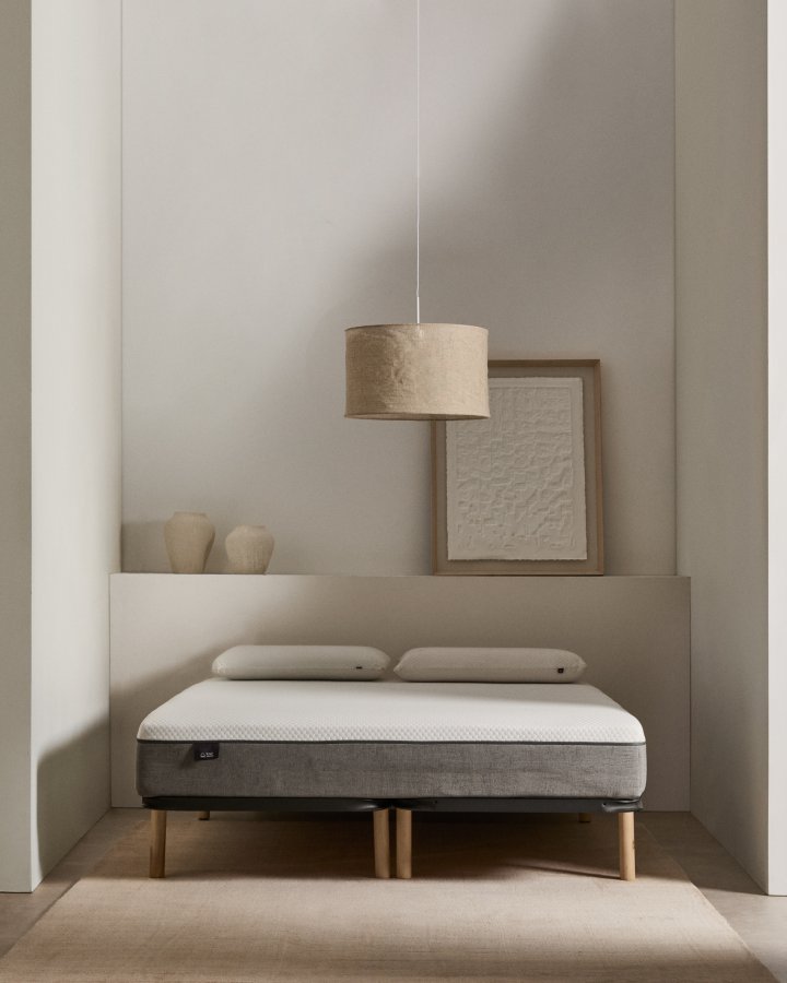 KAVE HOME Talo sengebunn uten ben, med lameller - grtt metall (180x200)