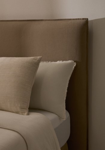 KAVE HOME Jaira sengegavl med avtakbart trekk i lin og bomull i taupe til 150 cm FSC Mix Credit