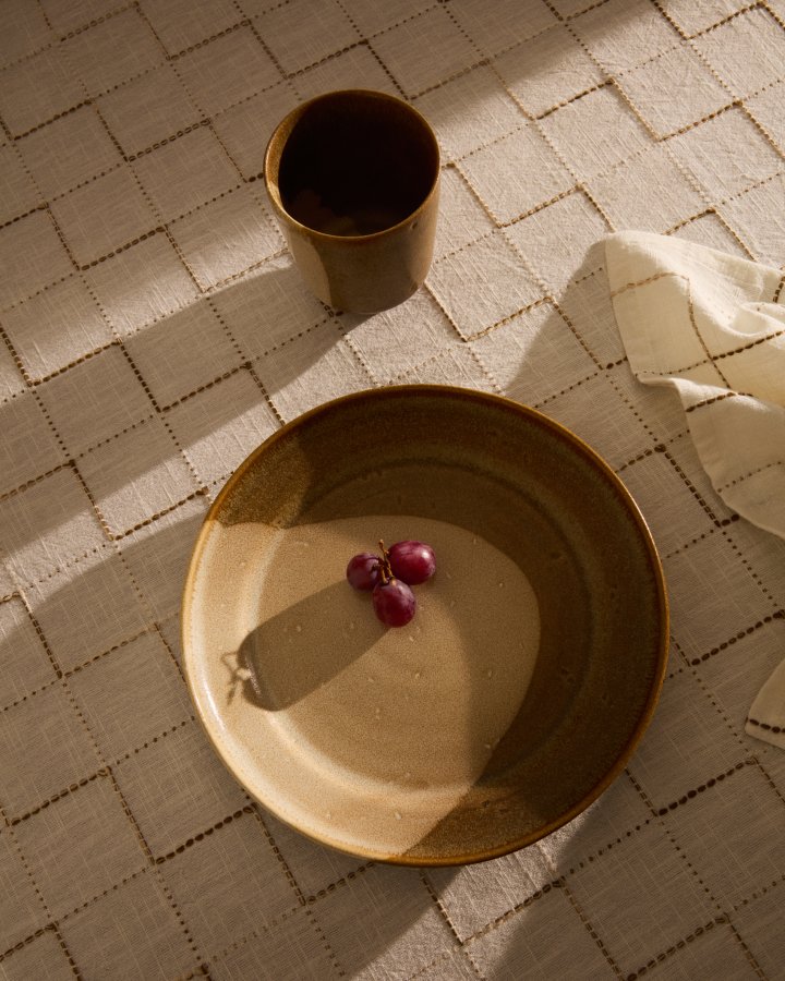 KAVE HOME Nagoli flat tallerken, rund - brun keramikk (26,5)