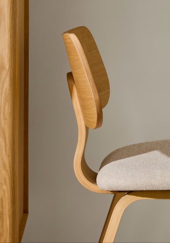 KAVE HOME Gena spisebordsstol - beige chenille stof og natur egefin�r