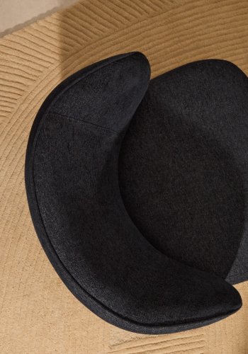 KAVE HOME Ulit lenestol - blgrtt chenillestoff og naturlig bketre