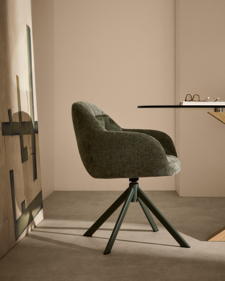 KAVE HOME Dorina svingstol i grnn chenille og stlben i grnn utfrelse