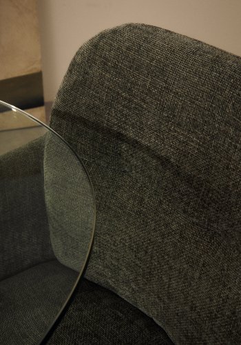 KAVE HOME Dorina svingstol i grnn chenille og stlben i grnn utfrelse