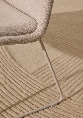 KAVE HOME Zahara beige lenestol og stl i beige utfrelse, 100 % FSC