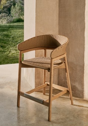 KAVE HOME Arinella krakk i FSC 100 % heltre akasie med naturlig finish og beige tausnor 65 cm