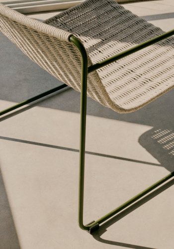 KAVE HOME Maurina lenestol i grnt galvanisert stl og ecru og gr tausnor