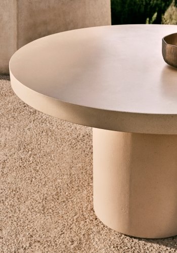 KAVE HOME Aiguablava hagebord, rundt - beige sement (120)