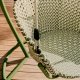 KAVE HOME Saliga grnn hengende lenestol med aluminiumsbase og syntetisk rotting