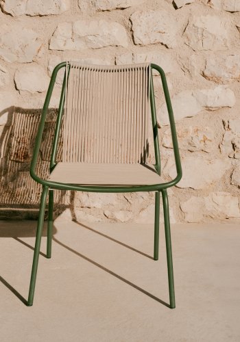 KAVE HOME Zivia utestol i ecru tau og grnt galvanisert stl