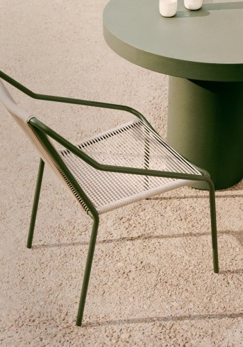 KAVE HOME Zivia utestol i ecru tau og grnt galvanisert stl