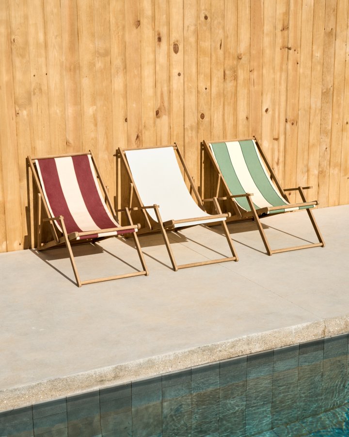 KAVE HOME Vilara udend�rs liggestol, foldbar - gr�n og beige stribet stof og natur akacietr�