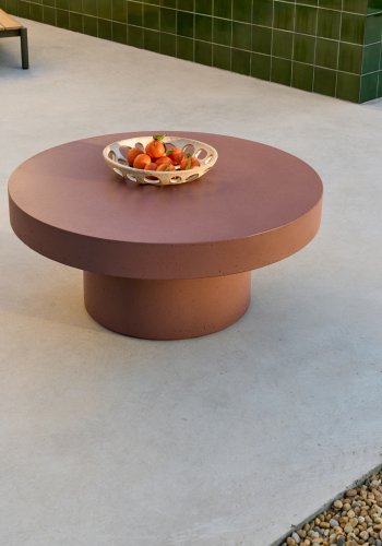 KAVE HOME Aiguablava salongbord i terrakottasement, 90 cm