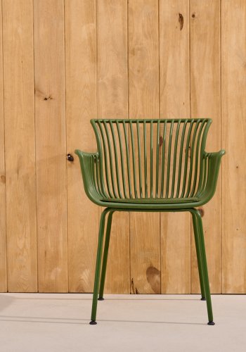 KAVE HOME Surpika utestol med grnne stlben