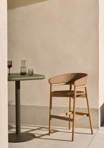 KAVE HOME Arinella krakk i FSC 100 % heltre akasie med naturlig finish og beige tausnor 75 cm