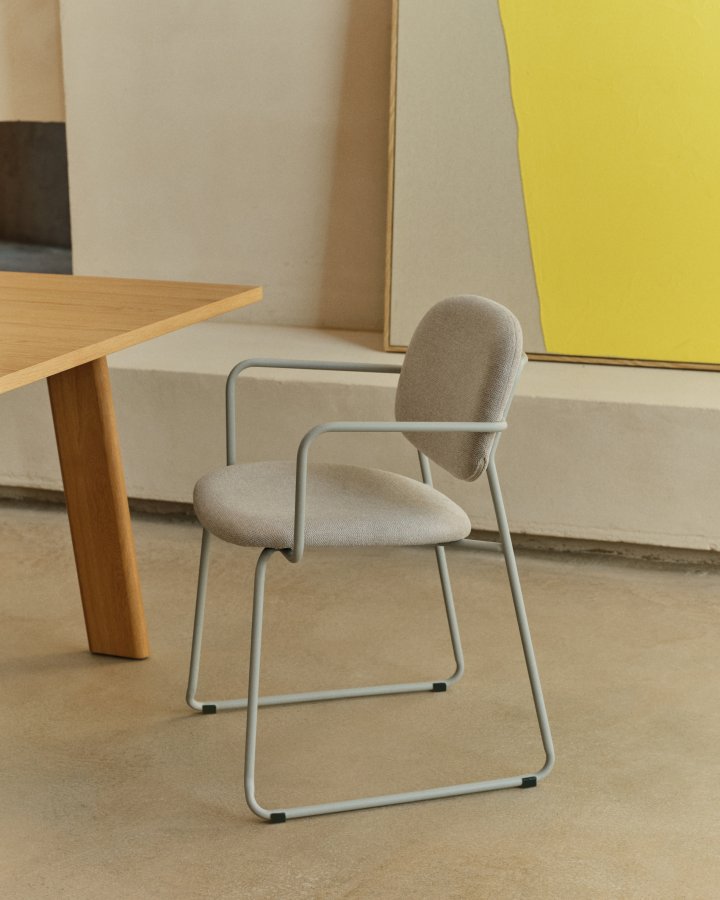 KAVE HOME Meli spisebordsstol, m. arml�n - beige chenille og beige metal