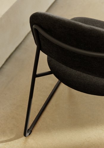 KAVE HOME Meli spisebordsstol, stabelbar - gr� chenille og gr� metal