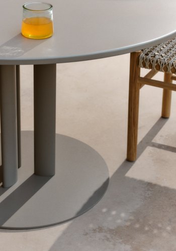 KAVE HOME Sedalis rundt utebord i stl med taupe aluminiumsplate, 80 cm