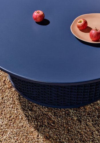 KAVE HOME Sedalis utendrs salongbord i aluminium med bl tausnor 99 cm