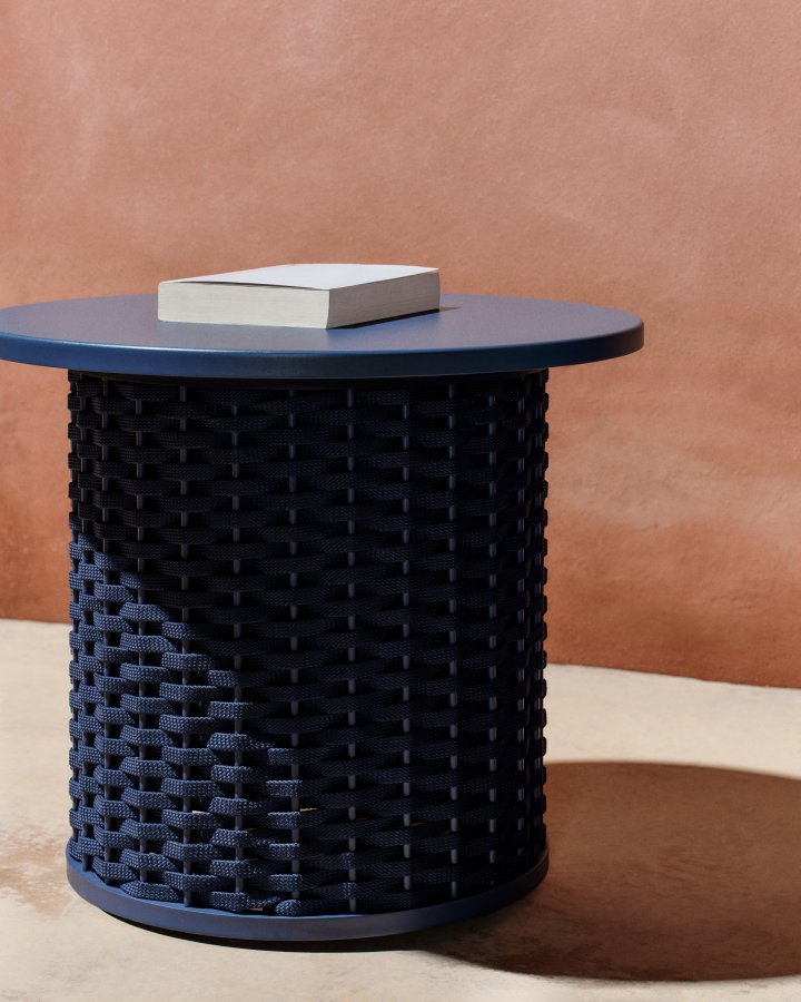 KAVE HOME Sedalis utendrs sidebord i aluminium og bltt tau, 50 cm