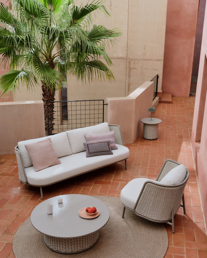 KAVE HOME Sedalis utendrs 3-seters sofa i aluminium og taupefarget tau 210 cm