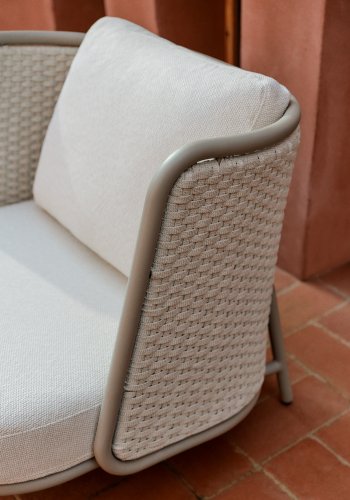 KAVE HOME Sedalis utendrs lenestol i aluminium og taupefarget tau