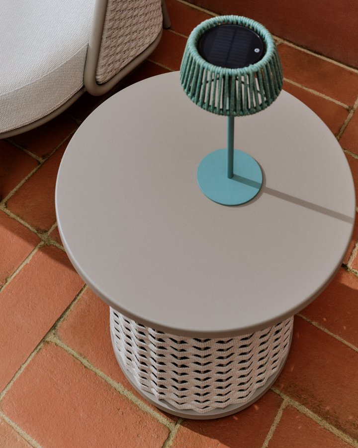 KAVE HOME Sedalis utendrs sidebord i aluminium og taupefarget tau 50 cm