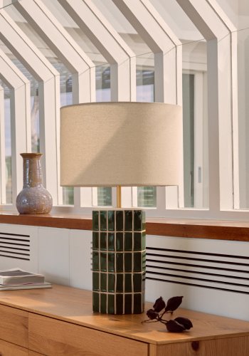 KAVE HOME Rue bordlampe - ecru stof og grn malet keramisk