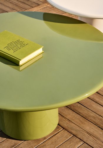 KAVE HOME Albanella salongbord i sement med blank grnn finish  85 cm