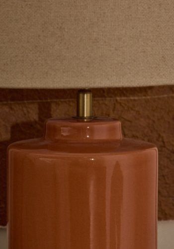 KAVE HOME Daeli keramisk bordlampe med oransje finish og beige bomull