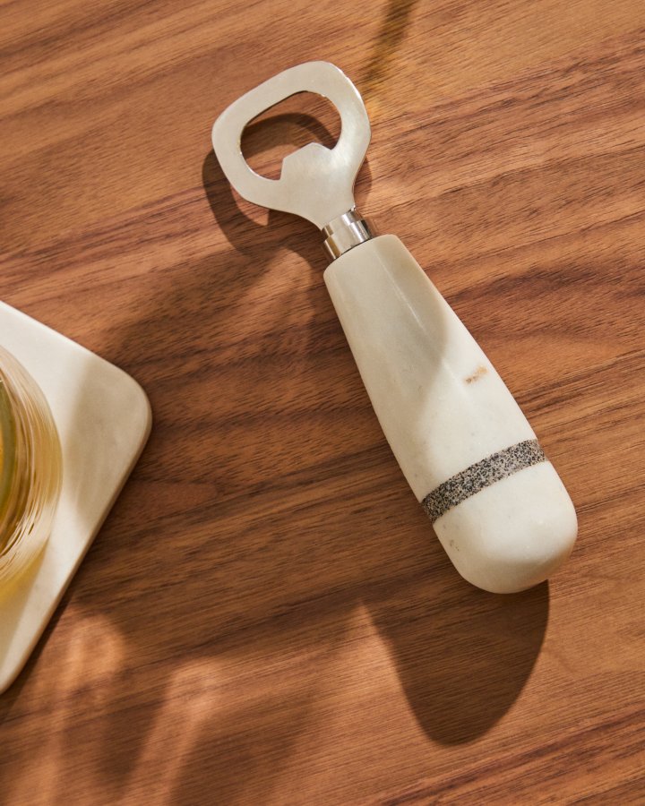 KAVE HOME Nira pner i svart og hvit marmor