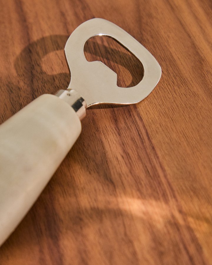 KAVE HOME Nira pner i svart og hvit marmor