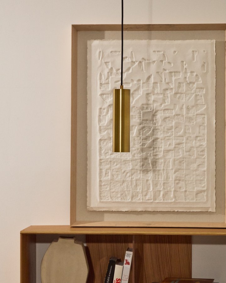 KAVE HOME Andia taklampe i aluminium med gullmalt overflate