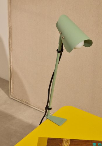 KAVE HOME Jula skrivebordslampe med klemme i grnt metall