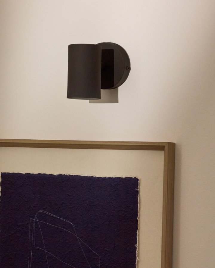 KAVE HOME Manie veggmontert metalllampe med svart stpejernseffekt