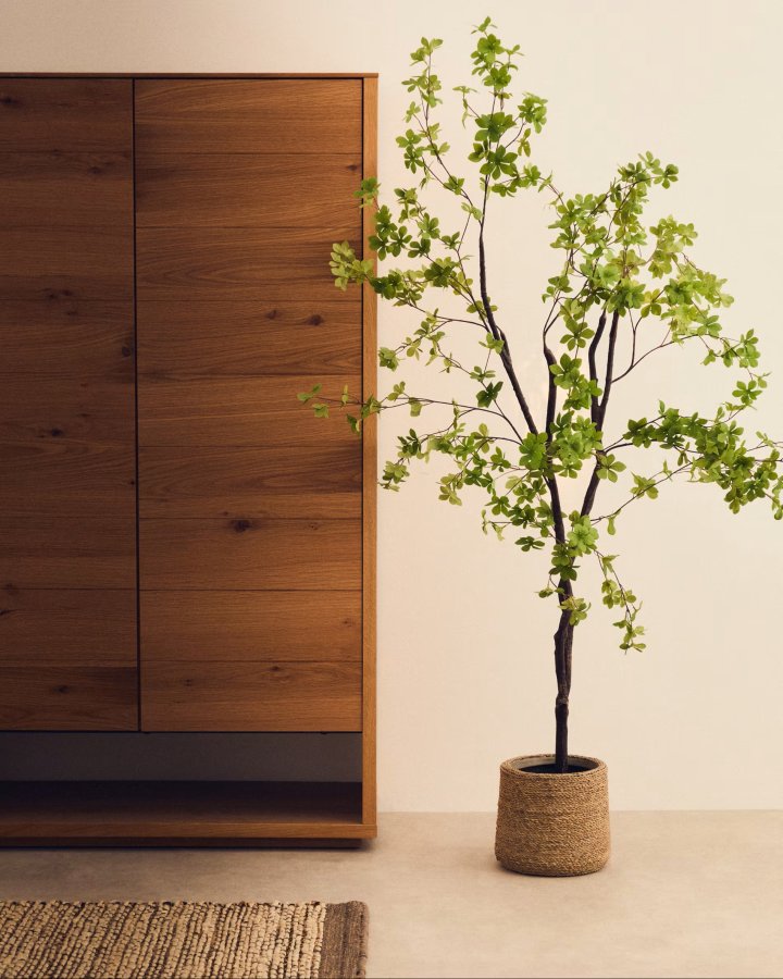 KAVE HOME Enkianthus kunstigt tr�, m. sort potte (H:214cm)