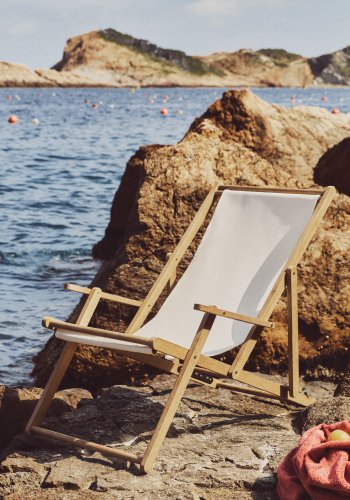 KAVE HOME Vilara udend�rs liggestol, foldbar - hvid stof og natur akacietr�