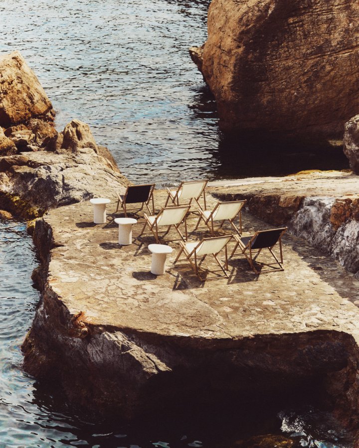 KAVE HOME Vilara udend�rs liggestol, foldbar - sort stof og natur akacietr�