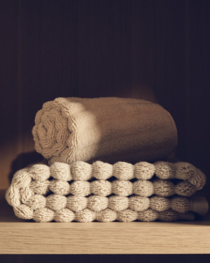 KAVE HOME Navira badeh�ndkl�de, rektangul�r - beige bomuld (70x140)