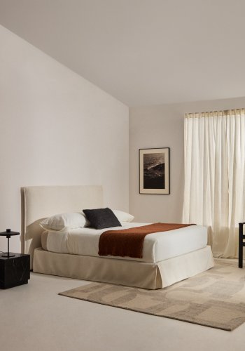 KAVE HOME Jaira sengeramme, m. aftageligt betr�k - hvid chenille stof (180x200)