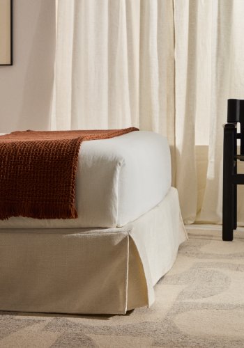 KAVE HOME Jaira sengeramme, m. aftageligt betr�k - hvid chenille stof (180x200)