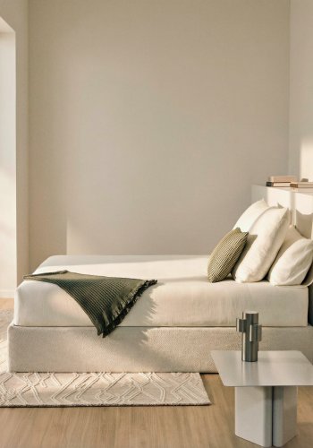 KAVE HOME Nelzi sengeramme, m. aftageligt betr�k og opbevaring - ecru chenille (til madras 160 x 200 cm)