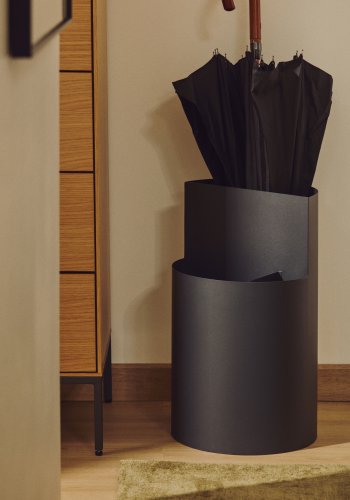 KAVE HOME Atin paraplystativ - m�rkegr� metal 