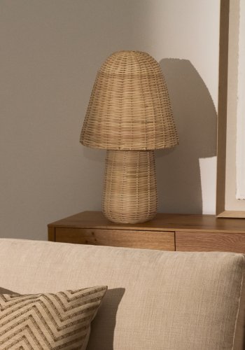 KAVE HOME Neuda bordlampe - rattan med lys finish