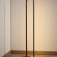 KAVE HOME Bow gulvlampe - sort aluminium