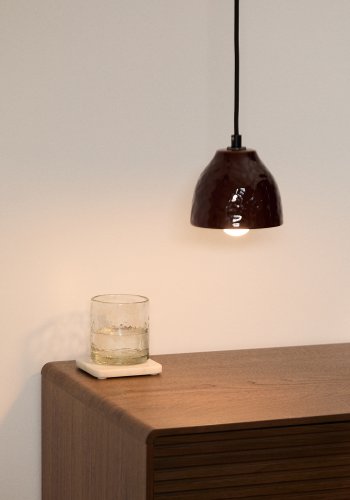 KAVE HOME Drava loftlampe - bordeaux keramik