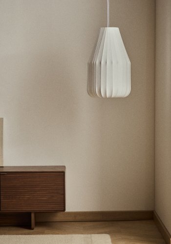 KAVE HOME Somar loftlampe - hvid syntetiske fibre og st�lst�nger (�30)