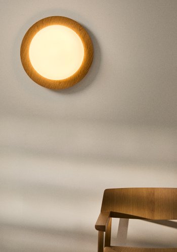 KAVE HOME Novae badev�relsesloftlampe, rund - frostet glas og lyst b�rstet st�l med tr�look (�40)