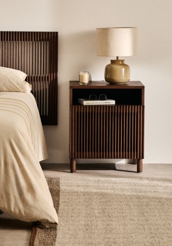 KAVE HOME Beyla sengebord, m. 1 l�ge og 1 hylde - valn�ddefarvet asketr�sfiner og asketr� (53x62,5)